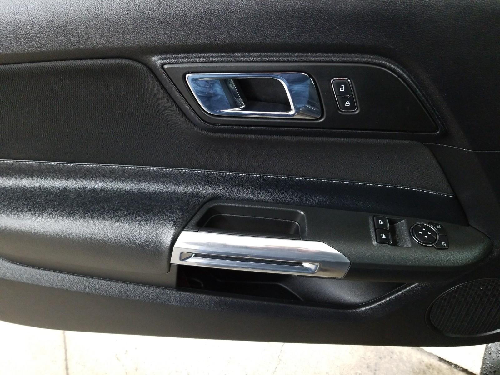 2016 Ford MUSTANG GT