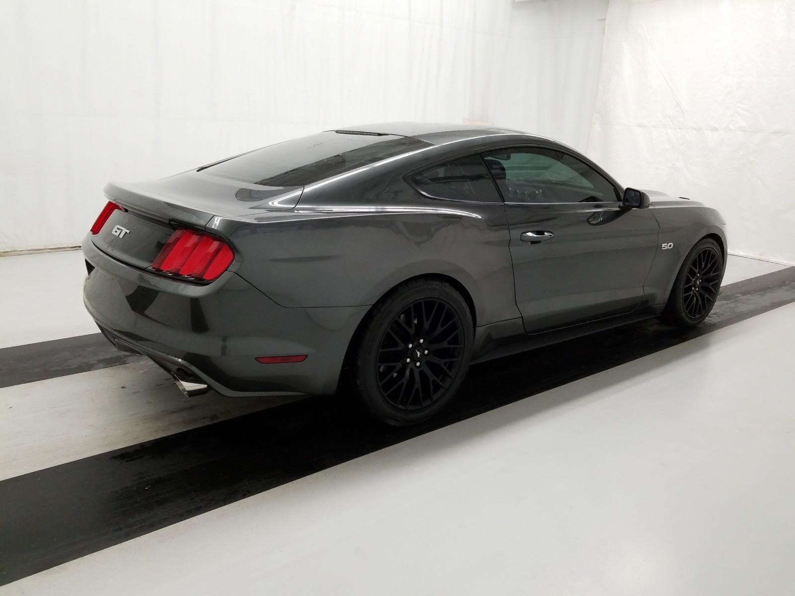 2016 Ford MUSTANG GT
