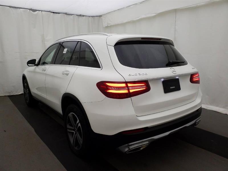 2018 Mercedes-Benz GLC300 4MATIC