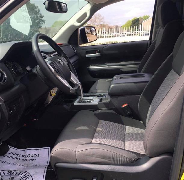 2014 Toyota Tundra SR5 5.7L V8 FFV Double Cab 4WD